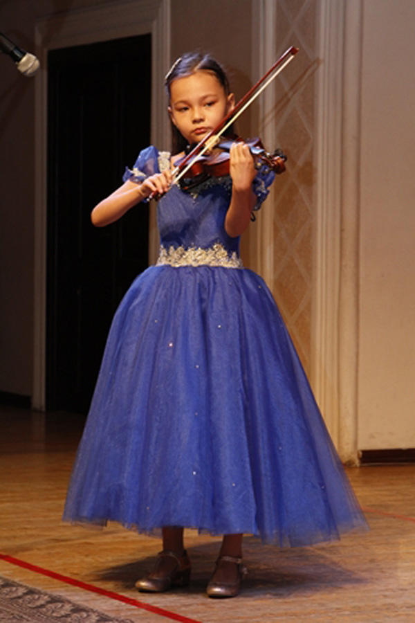 Дети вспоминают Рашида Бейбутова (ФОТО)