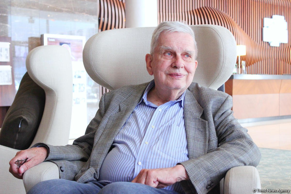 Баку посетил один из самых известных литовцев мира Томас Венцлова – интервью (ЭКСЛЮЗИВ, ФОТО)