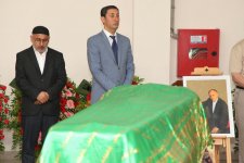 В Баку простились с известным композитором Рауфом Алиевым (ФОТО)