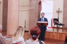 В Баку прошла конференция "Восстановление позабытых образцов народного творчества" (ФОТО)