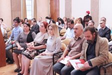 В Баку прошла конференция "Восстановление позабытых образцов народного творчества" (ФОТО)