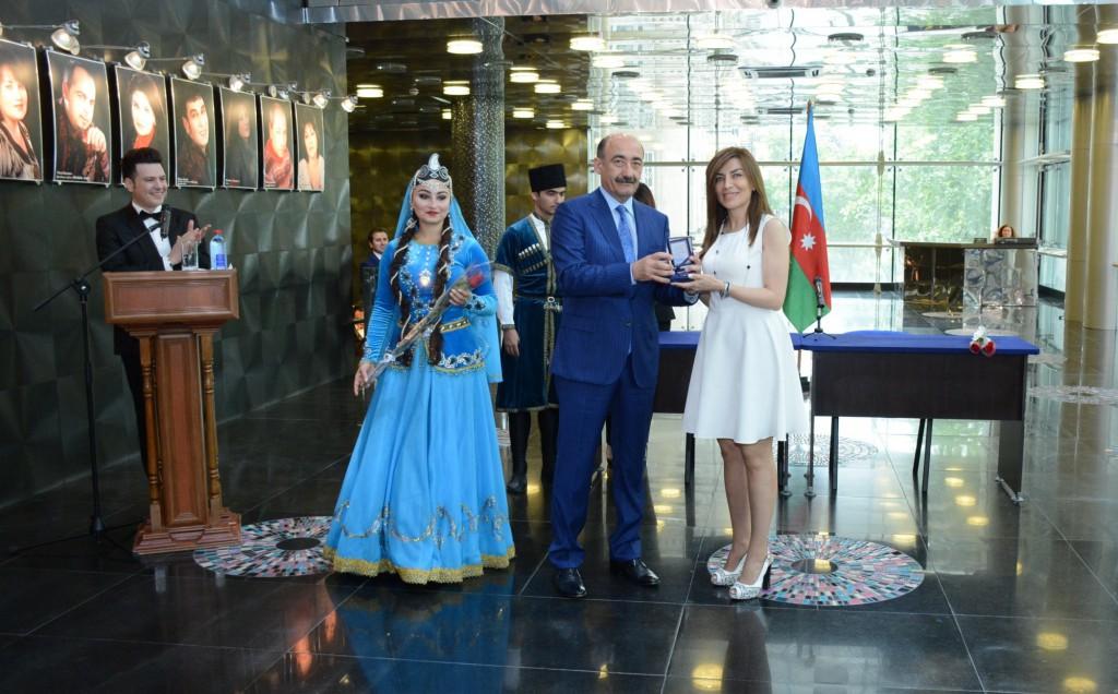 Деятелям культуры и искусства Азербайджана вручены госнаграды (ФОТО)