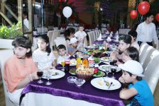 В Баку прошел вечер "Подари детям радость" с участием звезд эстрады (ФОТО)