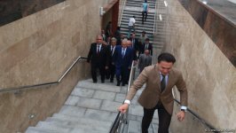Открылся подземный пешеходный переход на одном из проспектов Баку (ФОТО)