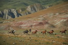 Чешские экстремалы-велобайкеры покорили горы Азербайджана (ФОТО)