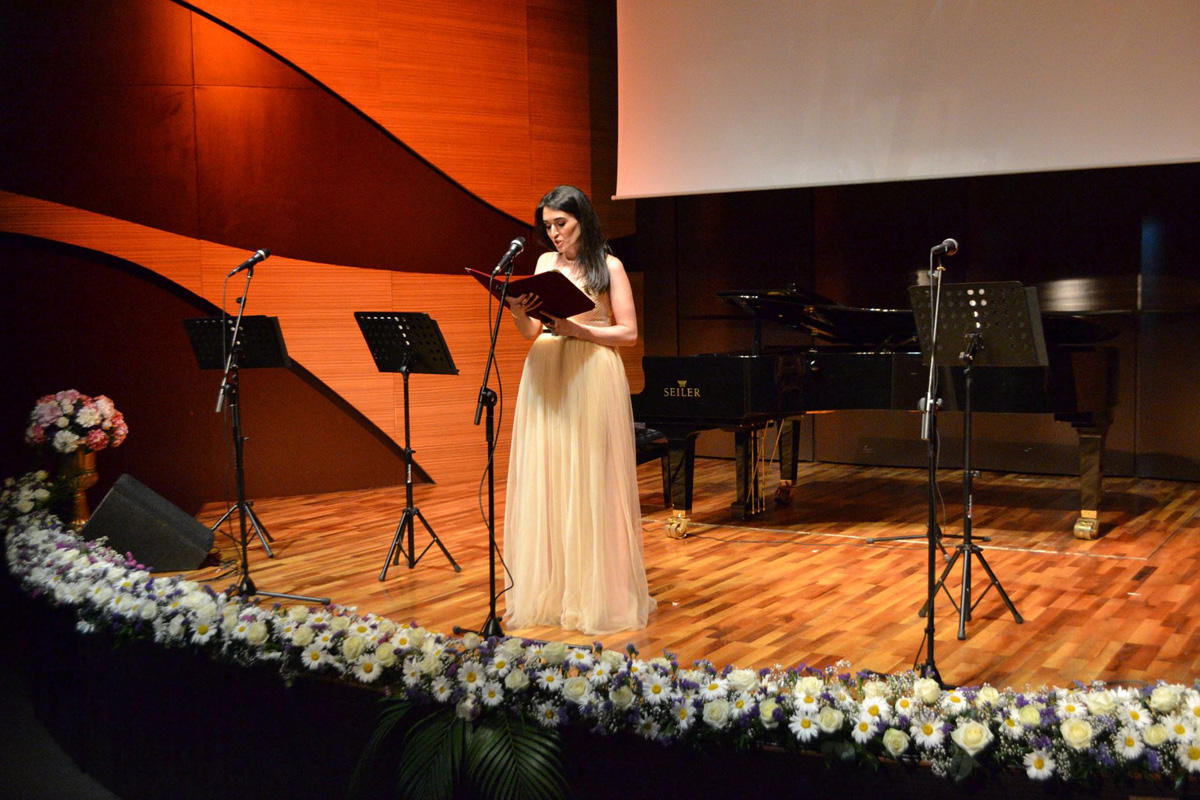 Концерт в Международном центре мугама, посвященный Дню национального спасения (ФОТО)