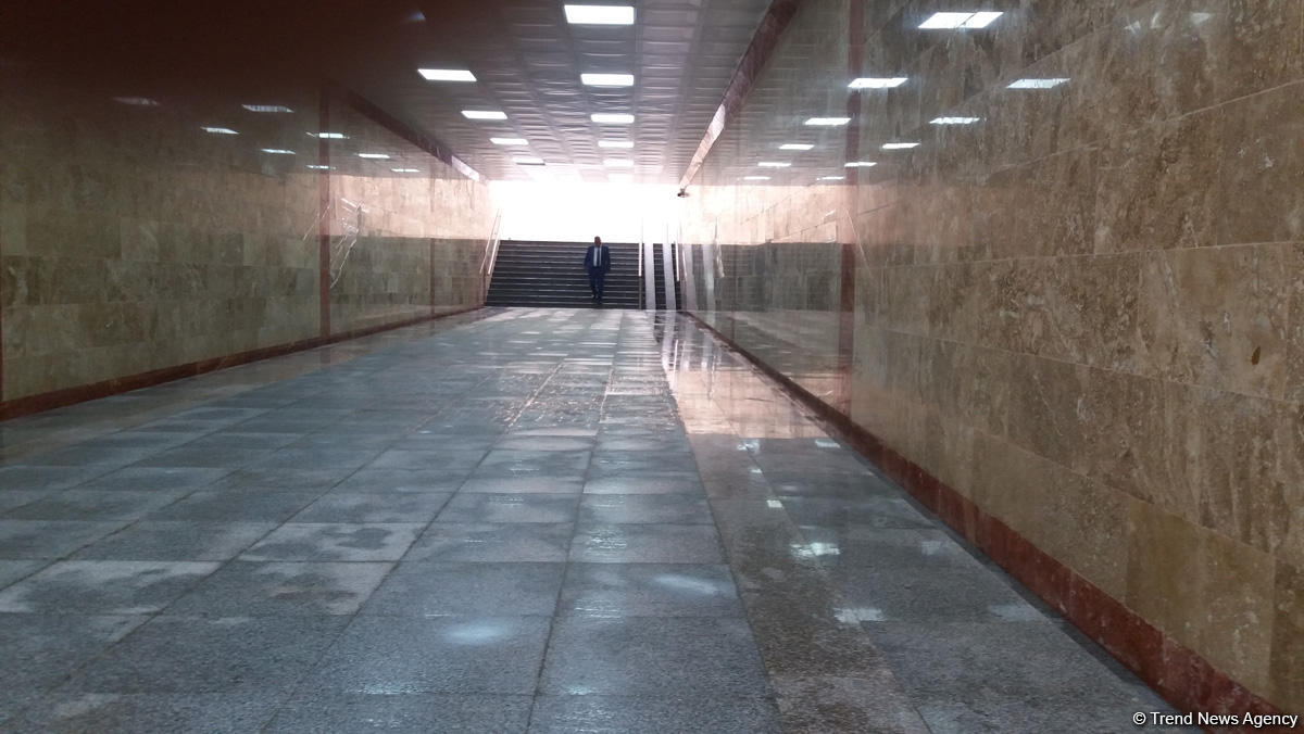 Открылся подземный пешеходный переход на одном из проспектов Баку (ФОТО)