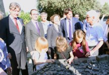 В Баку представлен уникальный проект – макет Ичери шехер в бронзе для слепых (ФОТО)