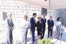 В Баку представлен уникальный проект – макет Ичери шехер в бронзе для слепых (ФОТО)