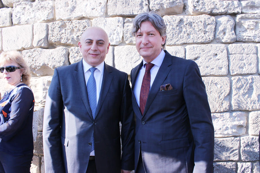 В Баку представлен уникальный проект – макет Ичери шехер в бронзе для слепых (ФОТО)