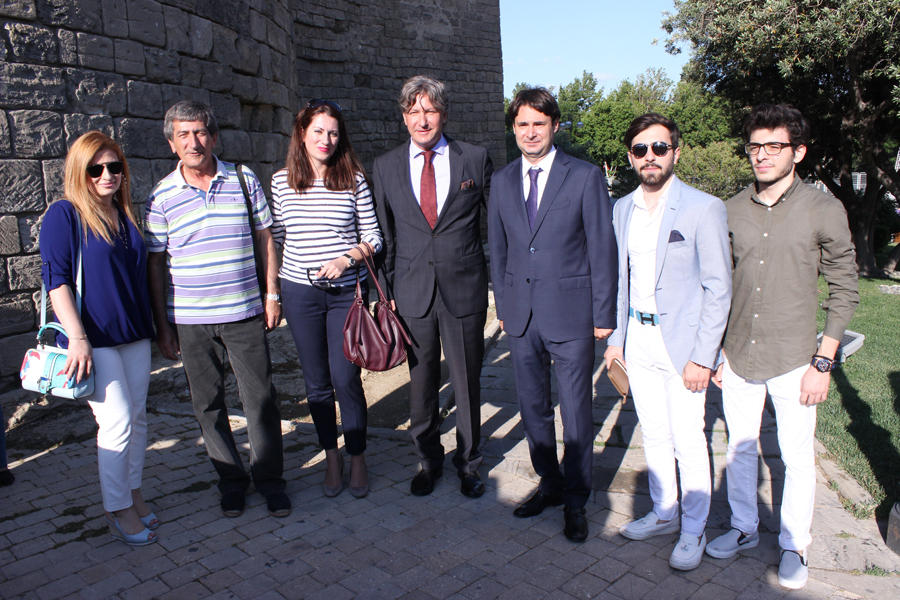 В Баку представлен уникальный проект – макет Ичери шехер в бронзе для слепых (ФОТО)