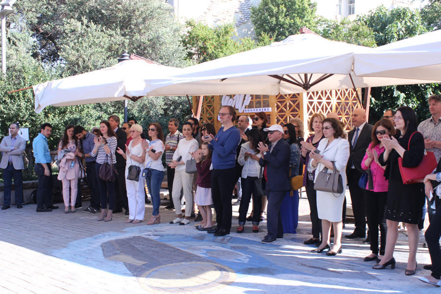 В Баку представлен уникальный проект – макет Ичери шехер в бронзе для слепых (ФОТО)