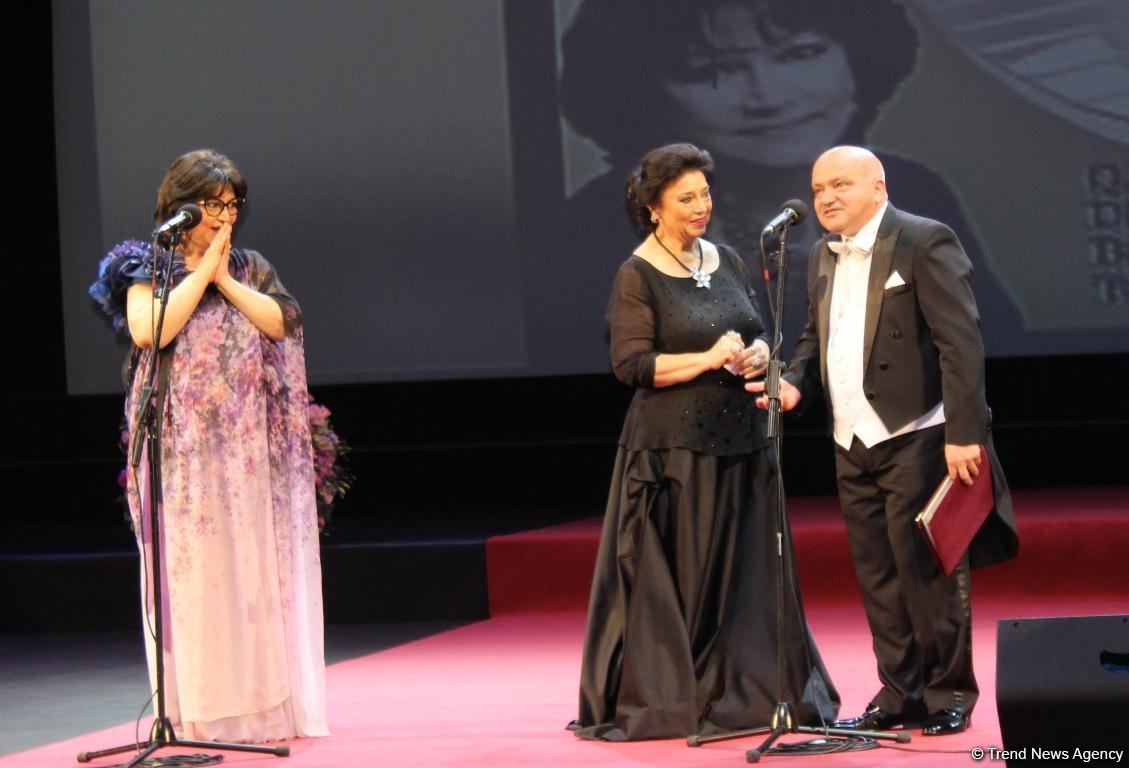 Фидан и Хураман Гасымовы: две сестры, две жемчужины, две легенды (ФОТО)