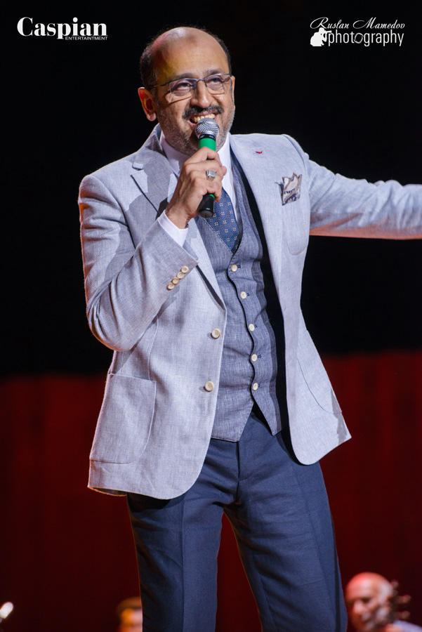 Эюб Ягубов: Так танцует только настоящий бакинец (ВИДЕО, ФОТО)