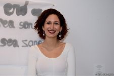 В Yay Gallery открылась выставка "Между морем и горами" (ФОТО)