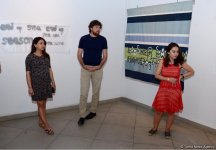 В Yay Gallery открылась выставка "Между морем и горами" (ФОТО)