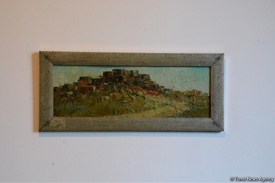 В Yay Gallery открылась выставка "Между морем и горами" (ФОТО)