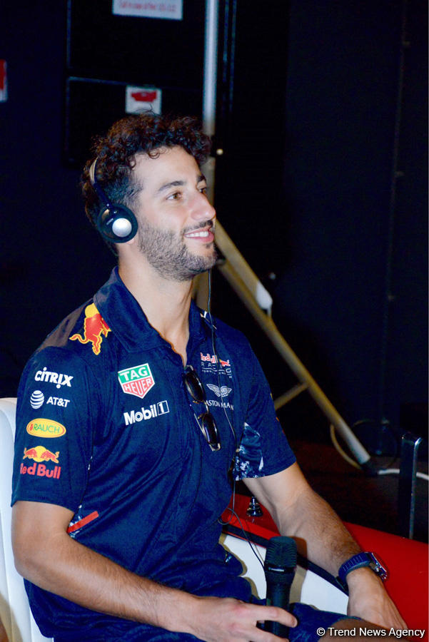 Пилоты Red Bull постараются побить рекорд скорости на Гран-при Азербайджана (ФОТО)