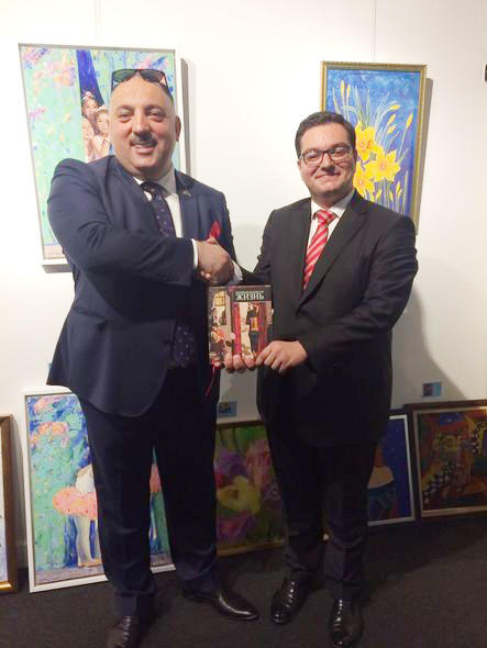 Бахрам Багирзаде презентовал в Бельгии книгу "Непридуманная жизнь" (ФОТО)