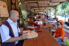 В развлекательной зоне F1 Village в Баку (Фотосессия)