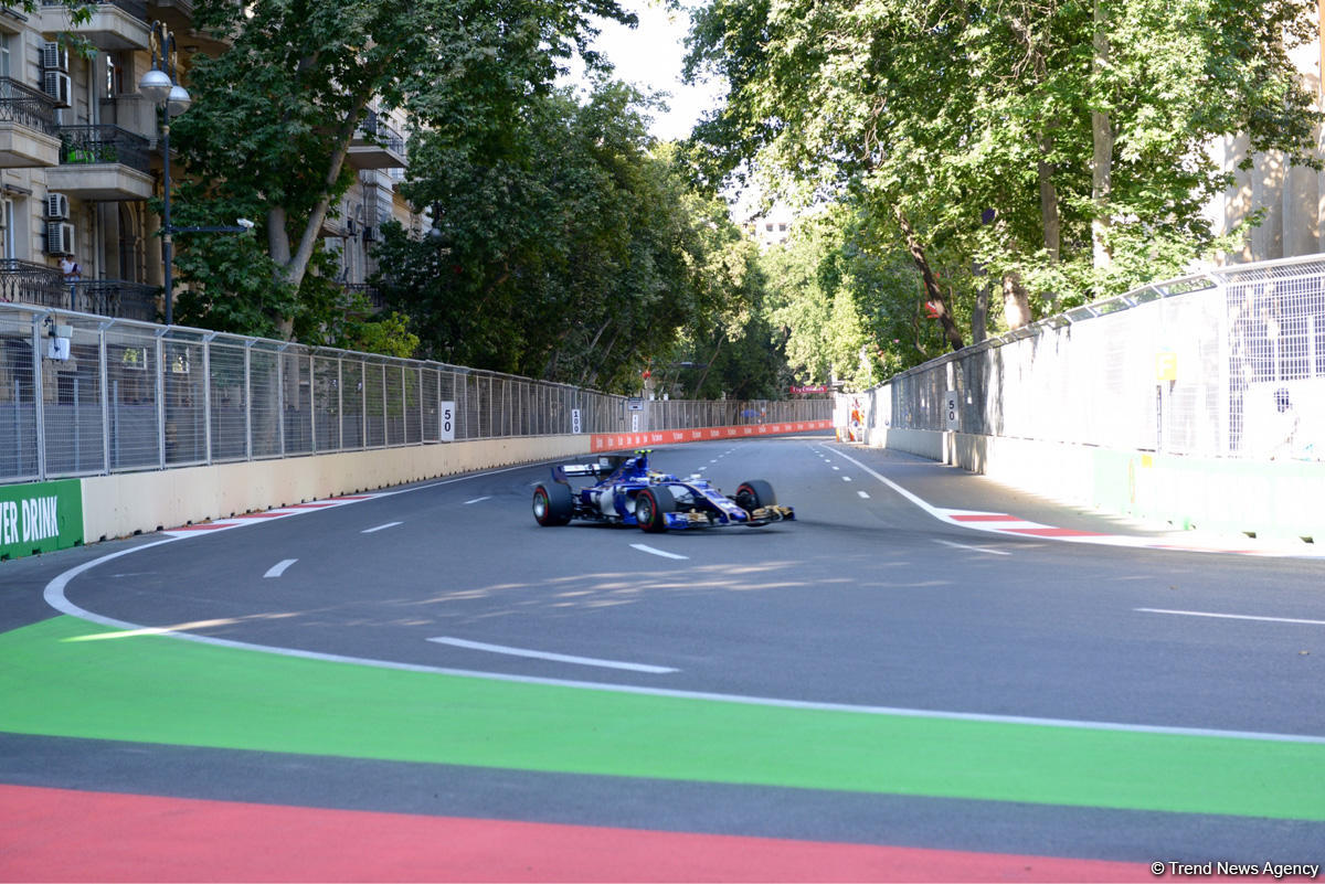 Квалификация к Гран-при Азербайджана Формулы 1 (ФОТОСЕССИЯ)