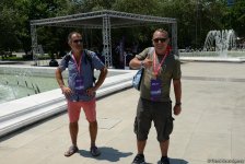 В развлекательной зоне F1 Village в Баку проходит автограф-сессия пилотов Формулы 1 (ФОТОСЕССИЯ)