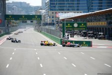 В Баку стартовала вторая гонка в классе FIA Formula-2 (ФОТО)