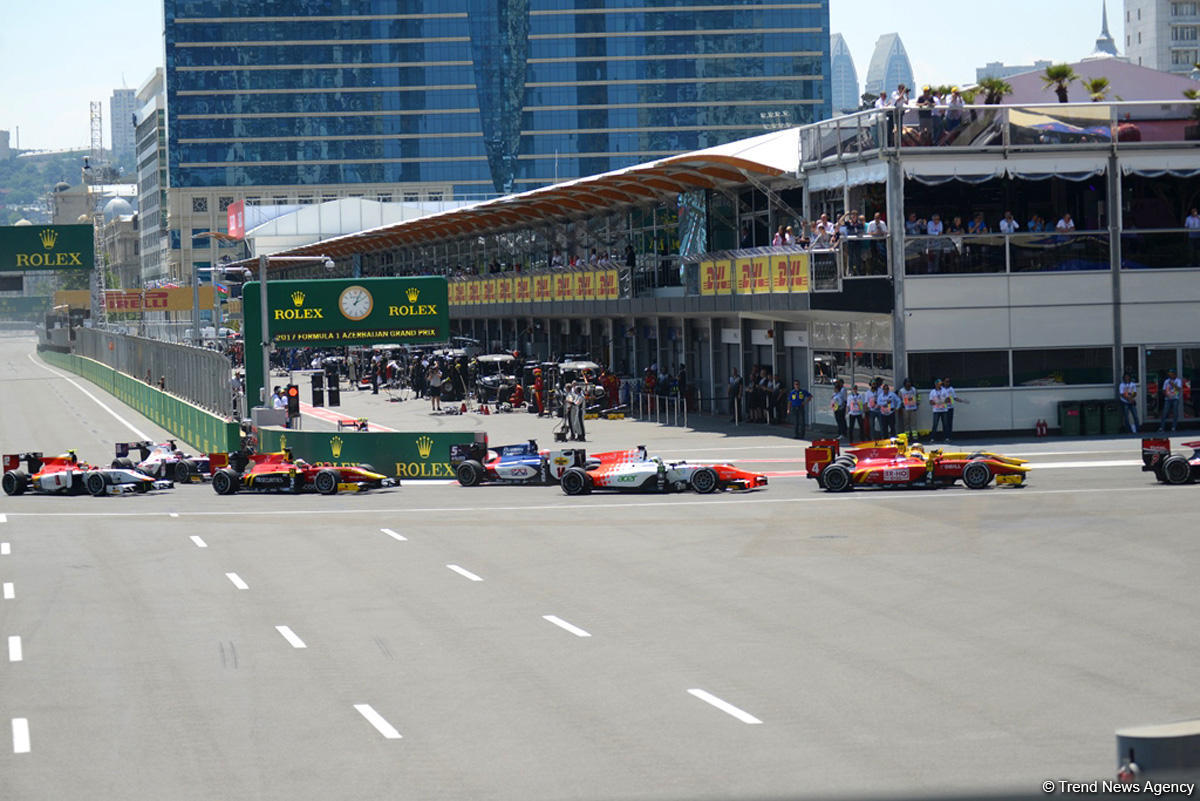 В Баку стартовала вторая гонка в классе FIA Formula-2 (ФОТО)