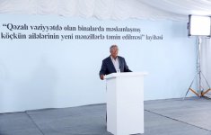 Первый вице-президент Азербайджана Мехрибан Алиева приняла участие в церемонии выдачи новых квартир семьям вынужденных переселенцев (ФОТО)