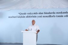 Первый вице-президент Азербайджана Мехрибан Алиева приняла участие в церемонии выдачи новых квартир семьям вынужденных переселенцев (ФОТО)