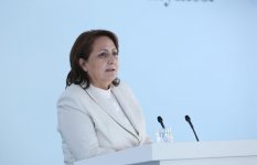 Первый вице-президент Азербайджана Мехрибан Алиева приняла участие в церемонии выдачи новых квартир семьям вынужденных переселенцев (ФОТО)