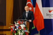 Президент Ильхам Алиев принял участие в церемонии открытия азербайджано-польского бизнес-форума в Варшаве (ФОТО)