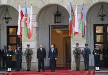 В Варшаве состоялась церемония официальной встречи Президента Азербайджана Ильхама Алиева (ФОТО)