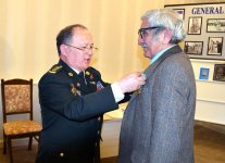 Васиф Бабаев награжден высшей медалью ветеранов (ФОТО)