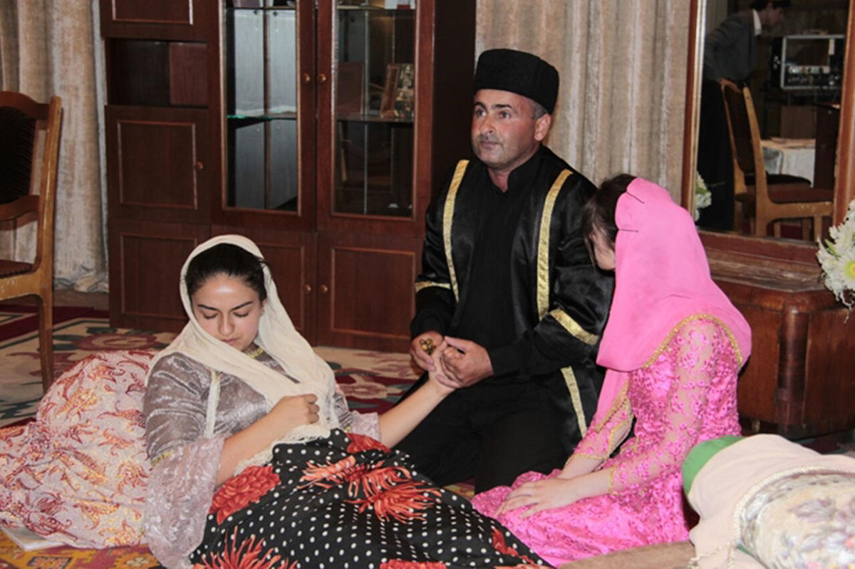 "Книга моей матери" для театралов (ФОТО)