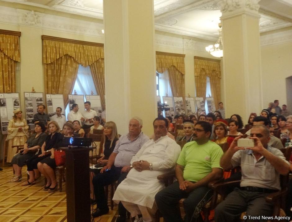 Азербайджанская национальная одежда как она есть (ФОТО)