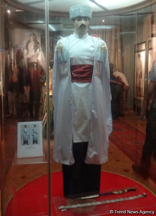 Азербайджанская национальная одежда как она есть (ФОТО)