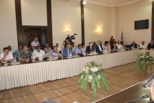 В Баку состоялась презентация книг «Их лишили Родины» и «Кровавая память истории» (ФОТО)