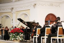 Азербайджанские пианисты-виртуозы посвятили концерт Сергею Рахманинову (ФОТО)