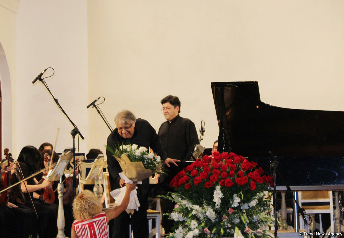Азербайджанские пианисты-виртуозы посвятили концерт Сергею Рахманинову (ФОТО)