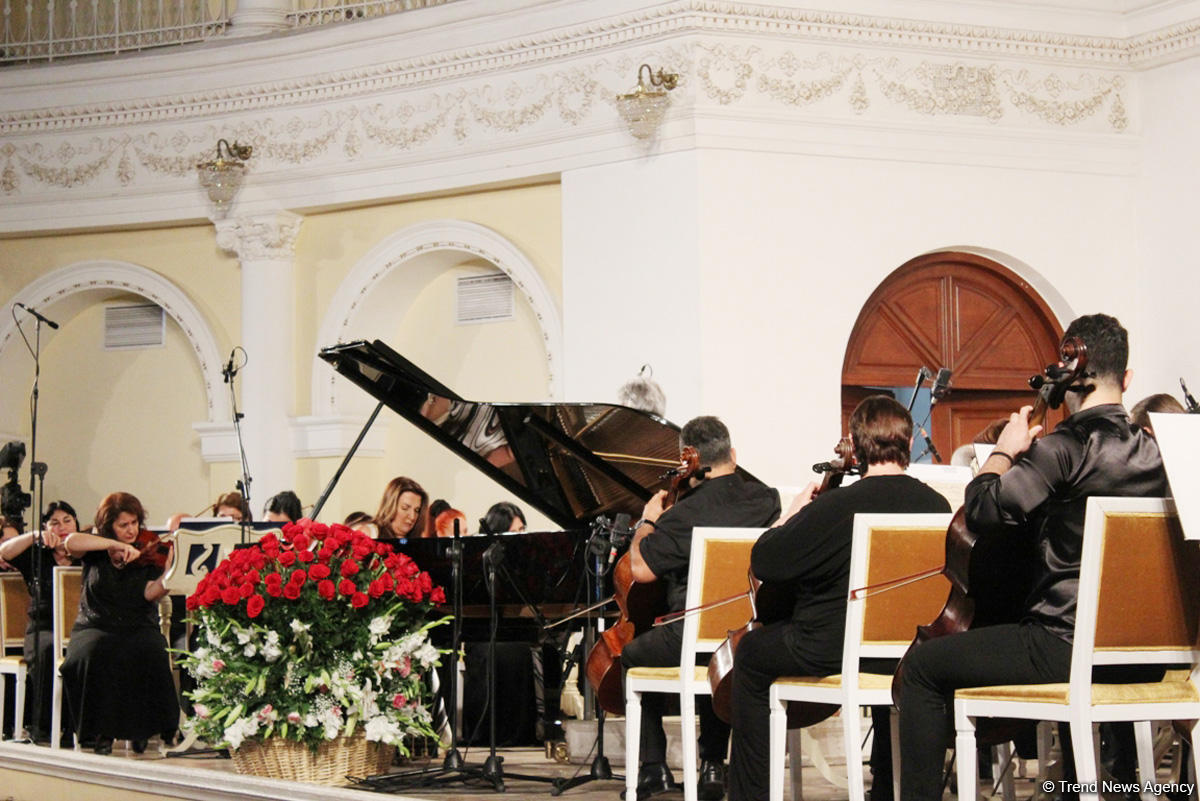 Азербайджанские пианисты-виртуозы посвятили концерт Сергею Рахманинову (ФОТО)