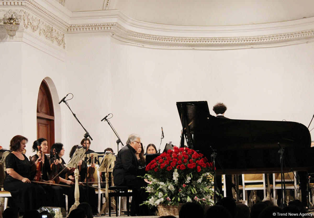 Азербайджанские пианисты-виртуозы посвятили концерт Сергею Рахманинову (ФОТО)