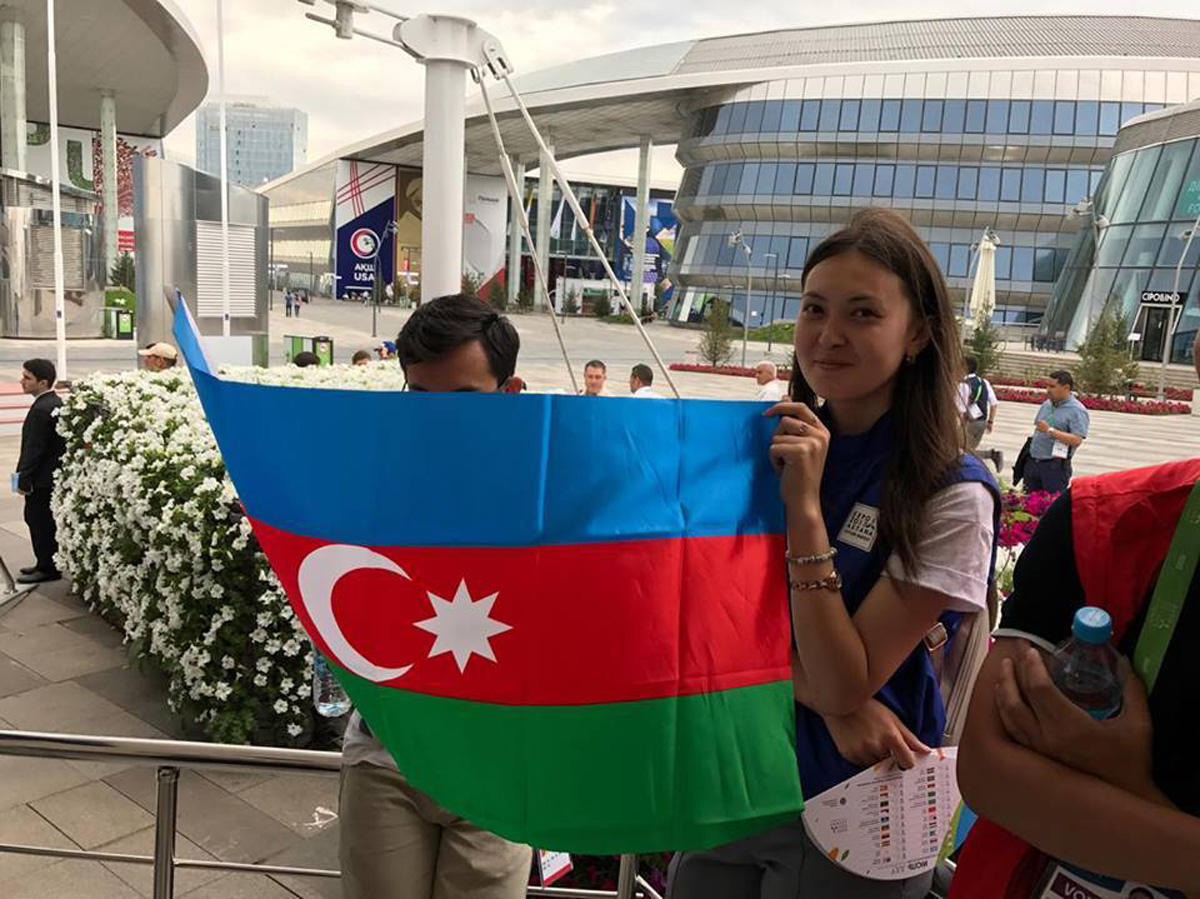 Креативные бочки из Азербайджана удивили гостей фестиваля в Казахстане (ФОТО)