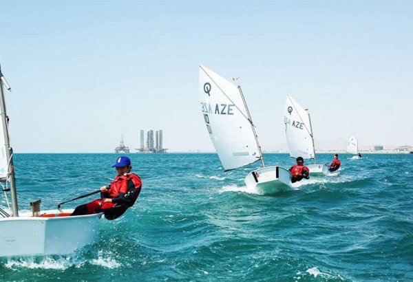 Бакинская бухта, море и паруса…(ФОТО)