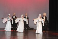 В Баку проходит Международный фестиваль фольклорного танца (ФОТО)