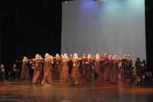 В Баку проходит Международный фестиваль фольклорного танца (ФОТО)