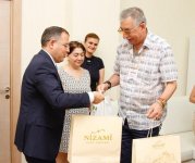 В Баку проходит Международный фестиваль фольклорного танца (ФОТО)