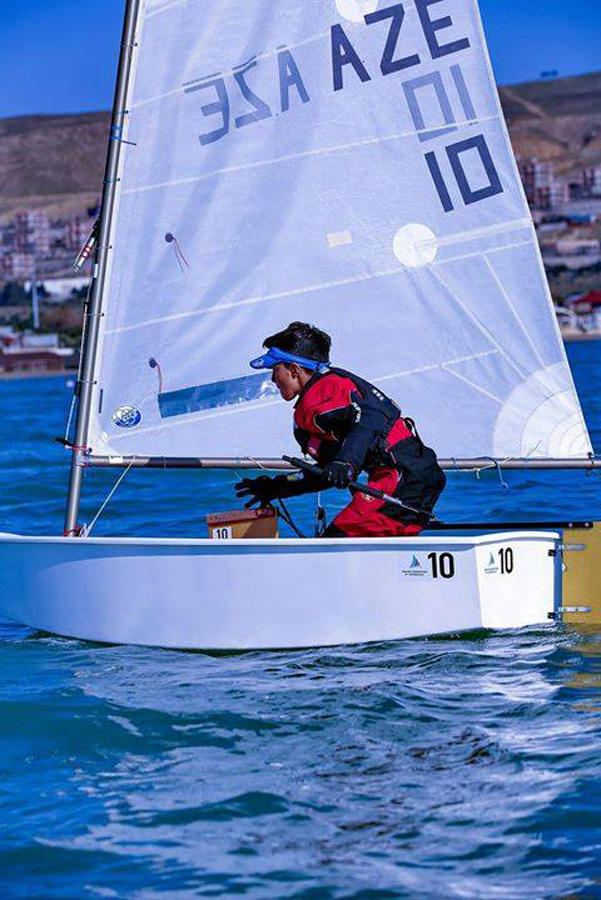 Бакинская бухта, море и паруса…(ФОТО)