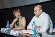 Уникальное кинопутешествие в Баку - километровые очереди, часы ожидания   (ВИДЕО, ФОТО)