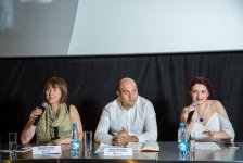 Уникальное кинопутешествие в Баку - километровые очереди, часы ожидания   (ВИДЕО, ФОТО)